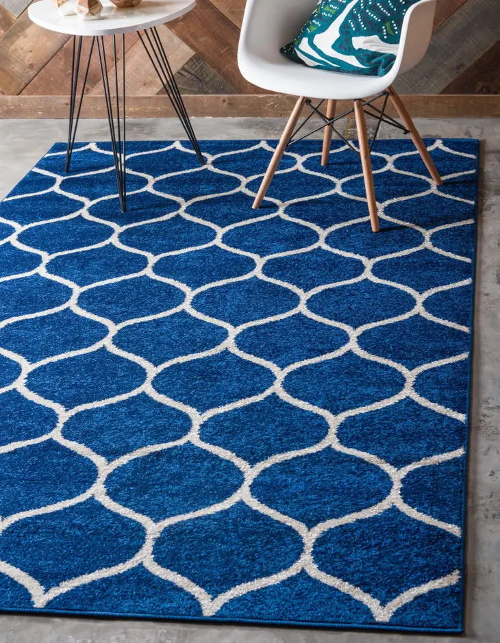 Geometric Rounded Trellis Frieze Rug (Large Rectangular)